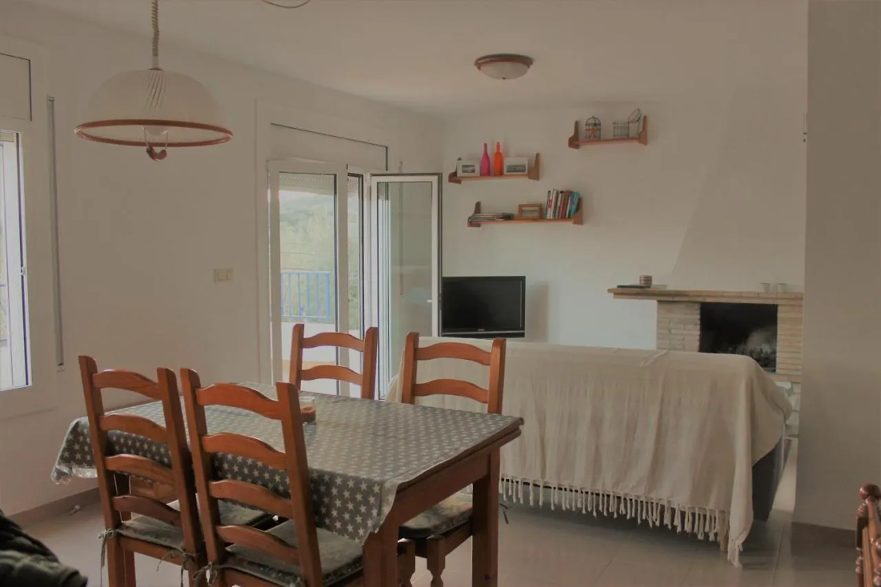 Llança Apartament Amb Terrassa I Parking ספרד
